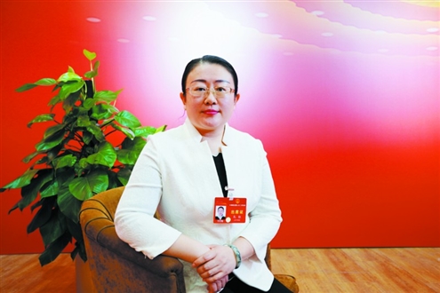 全国人大代表孔怡